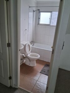 Espacio interior de propiedad con potencial familiar en Talca.