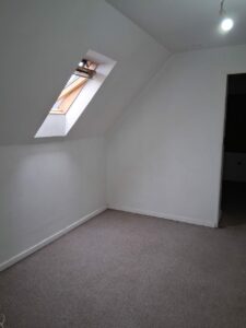 Baño completo en casa de Villa Huertos del Maule, Talca.